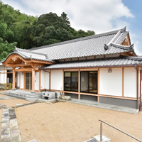 �㉤�R ���ʎ��q�a