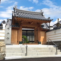 �Q�O�P�U�N ��莛 �R��